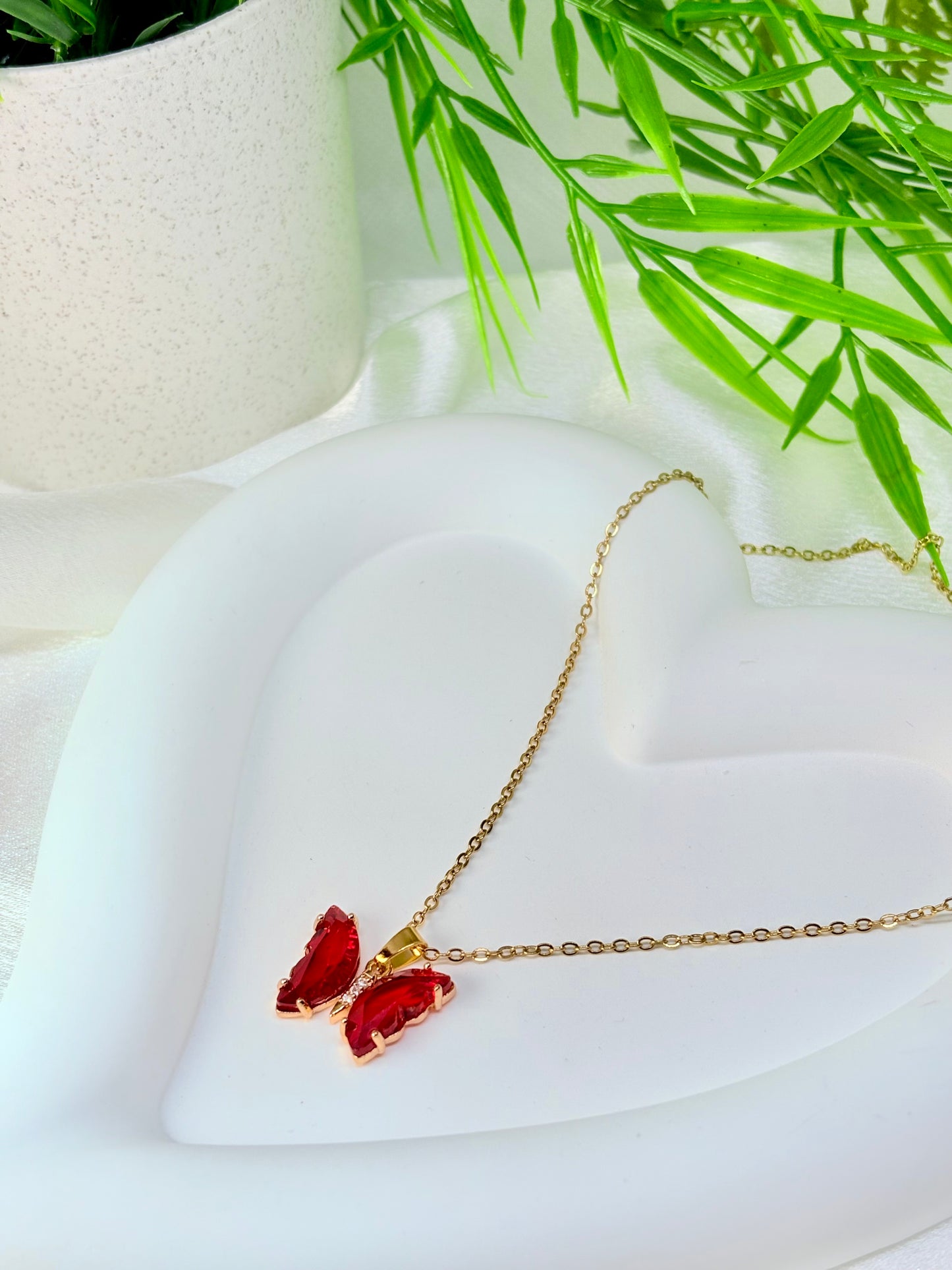 Collier Fly Red