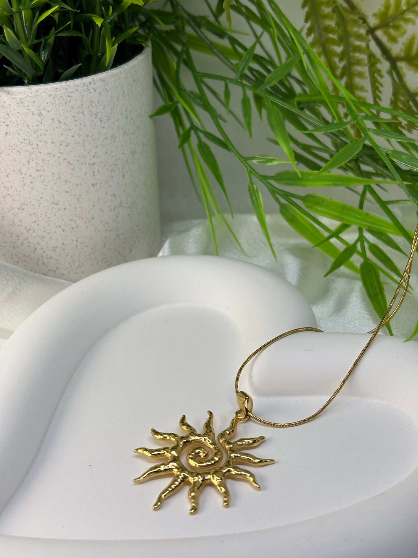 Collier Sola
