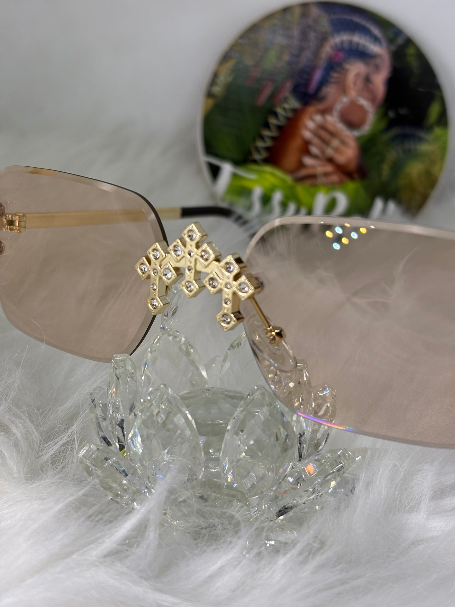 Lunette  Sayfy Brown