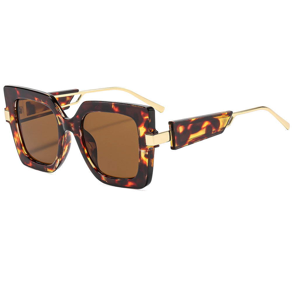 Lunette Amelia