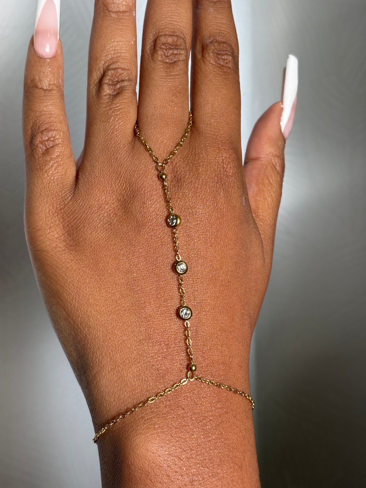 Chaine De Main Nemia