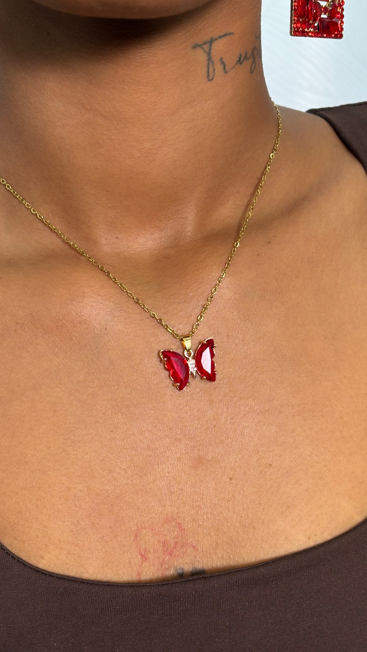 Collier Fly Red