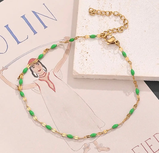 Chevillere
 May orange