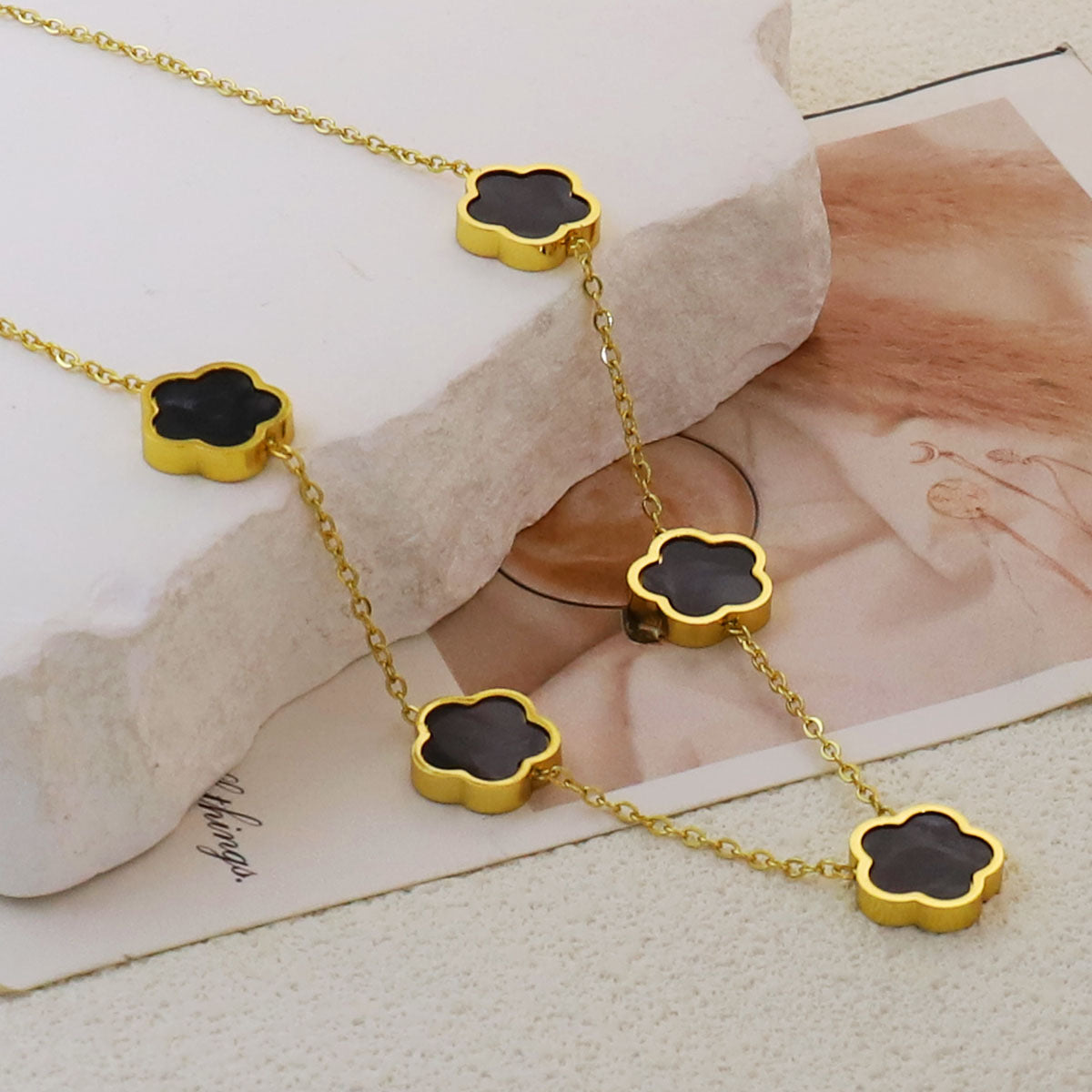 Collier Fassy Black