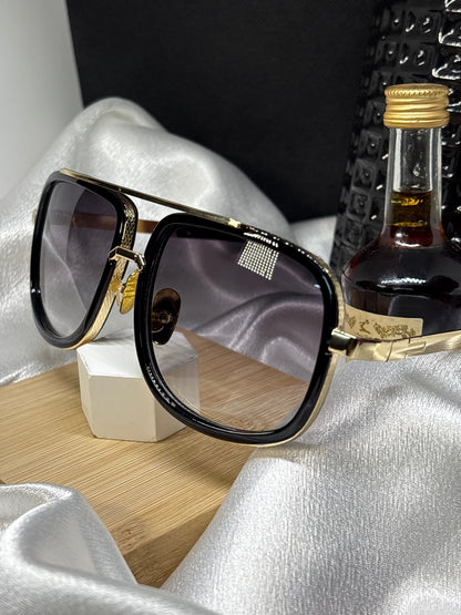 Lunette Daly black