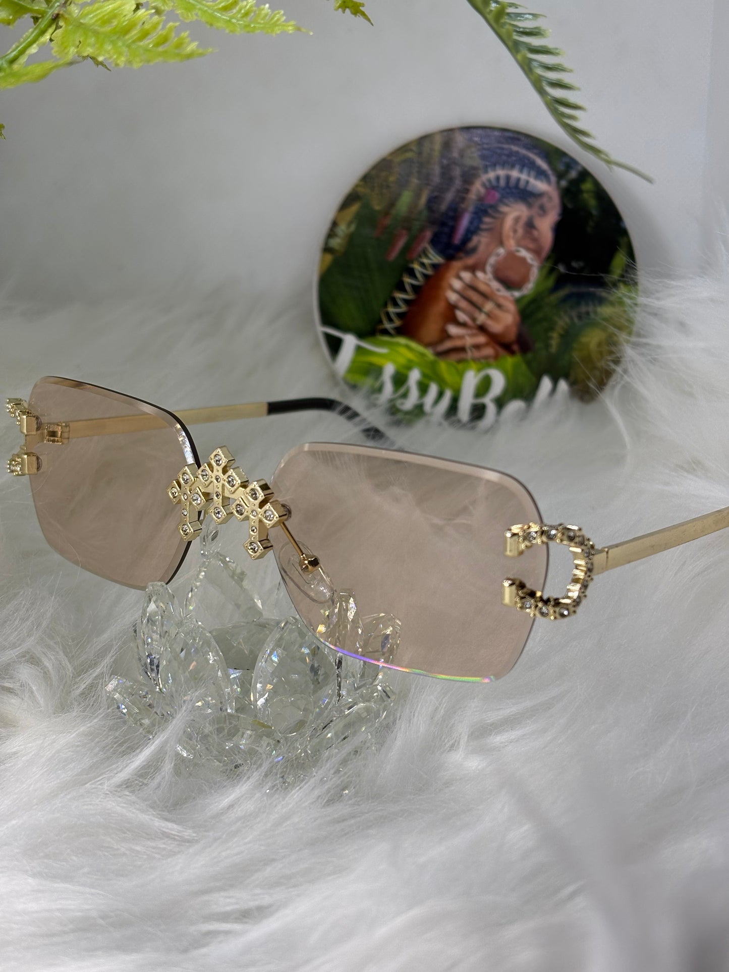 Lunette  Sayfy Brown
