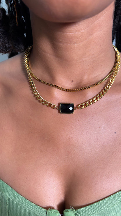 Collier Black Two