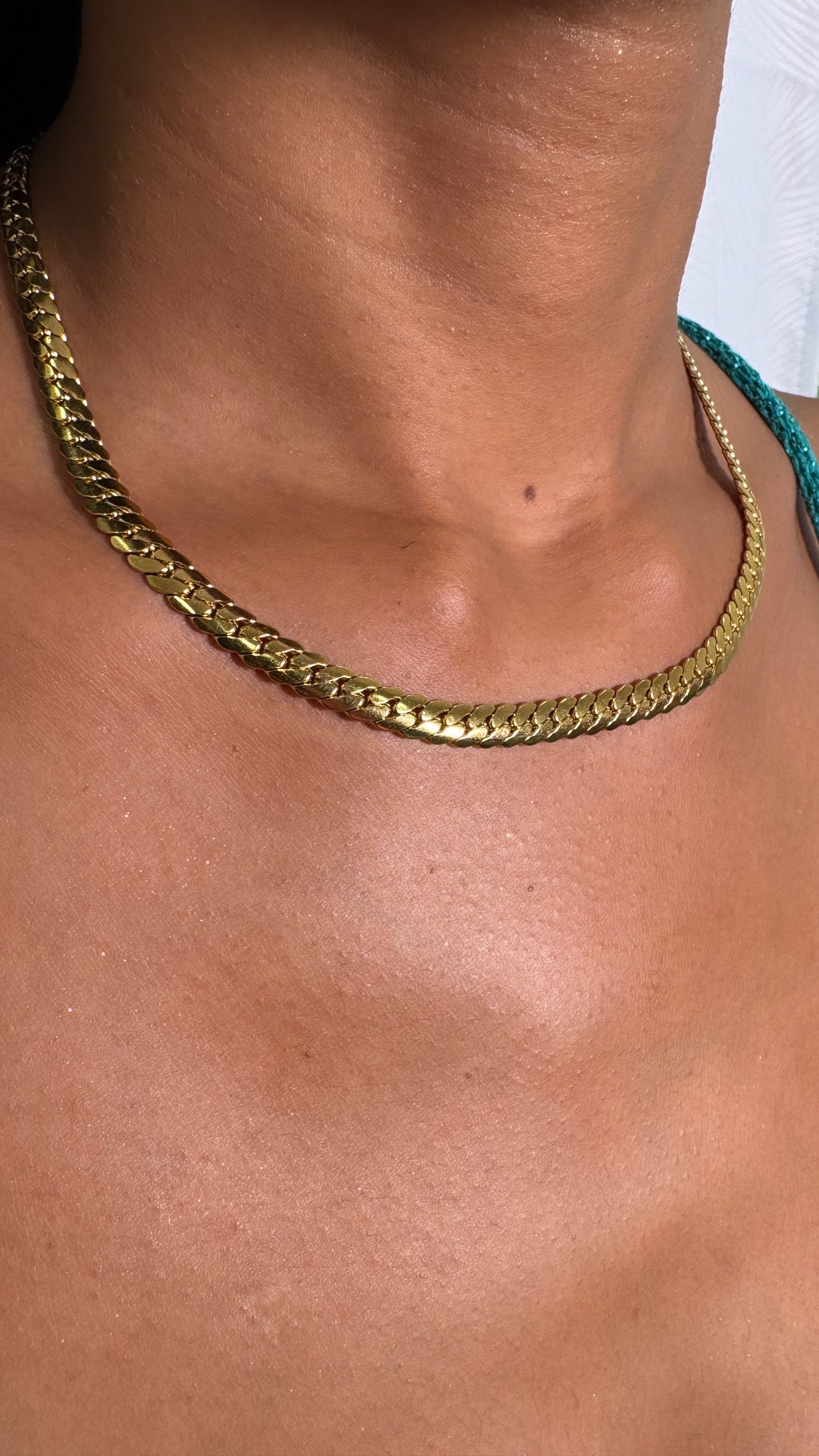 Collier sky