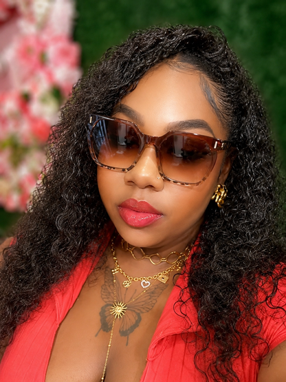 Lunette Mary Brown