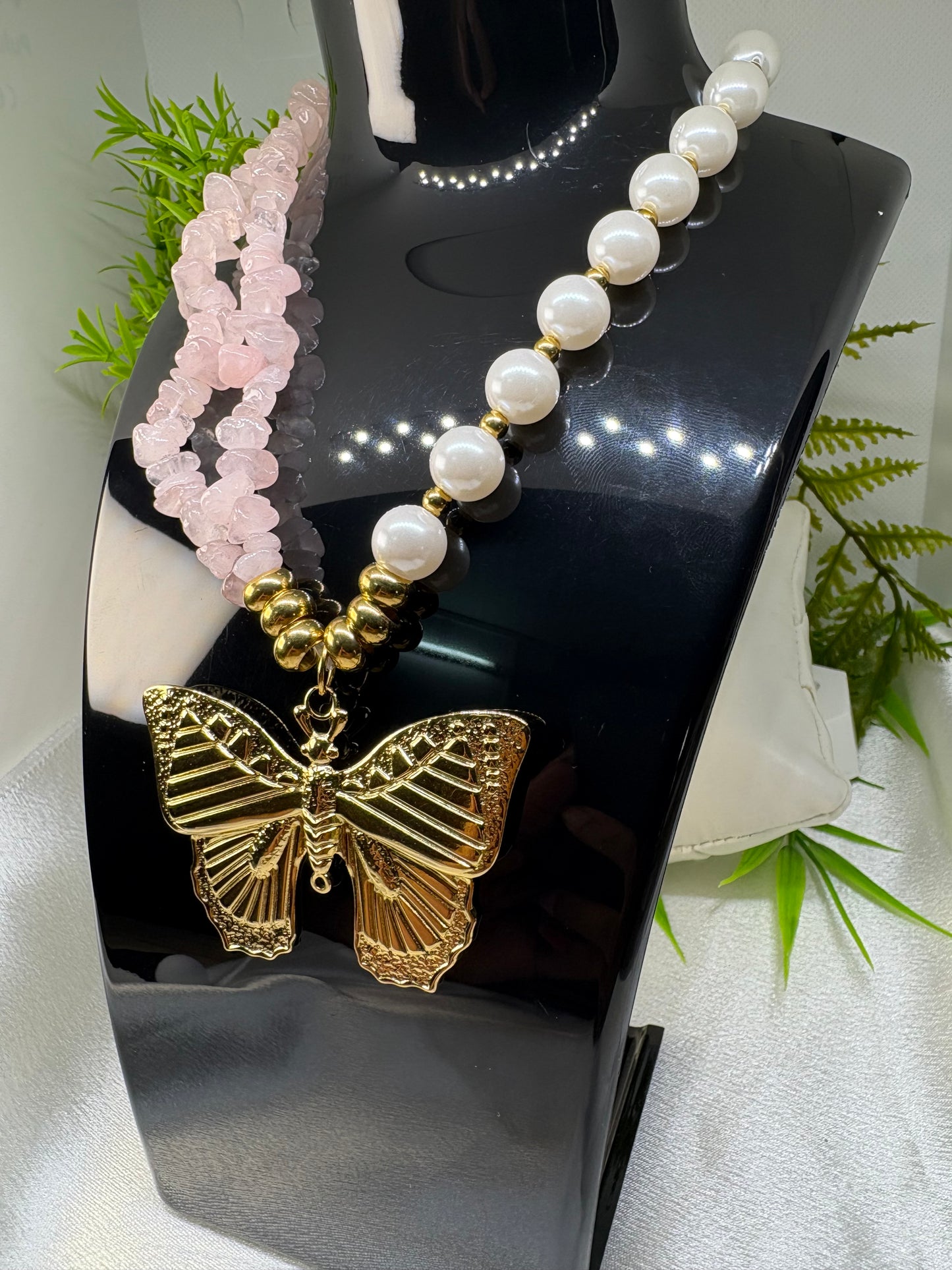 Collier pink butter