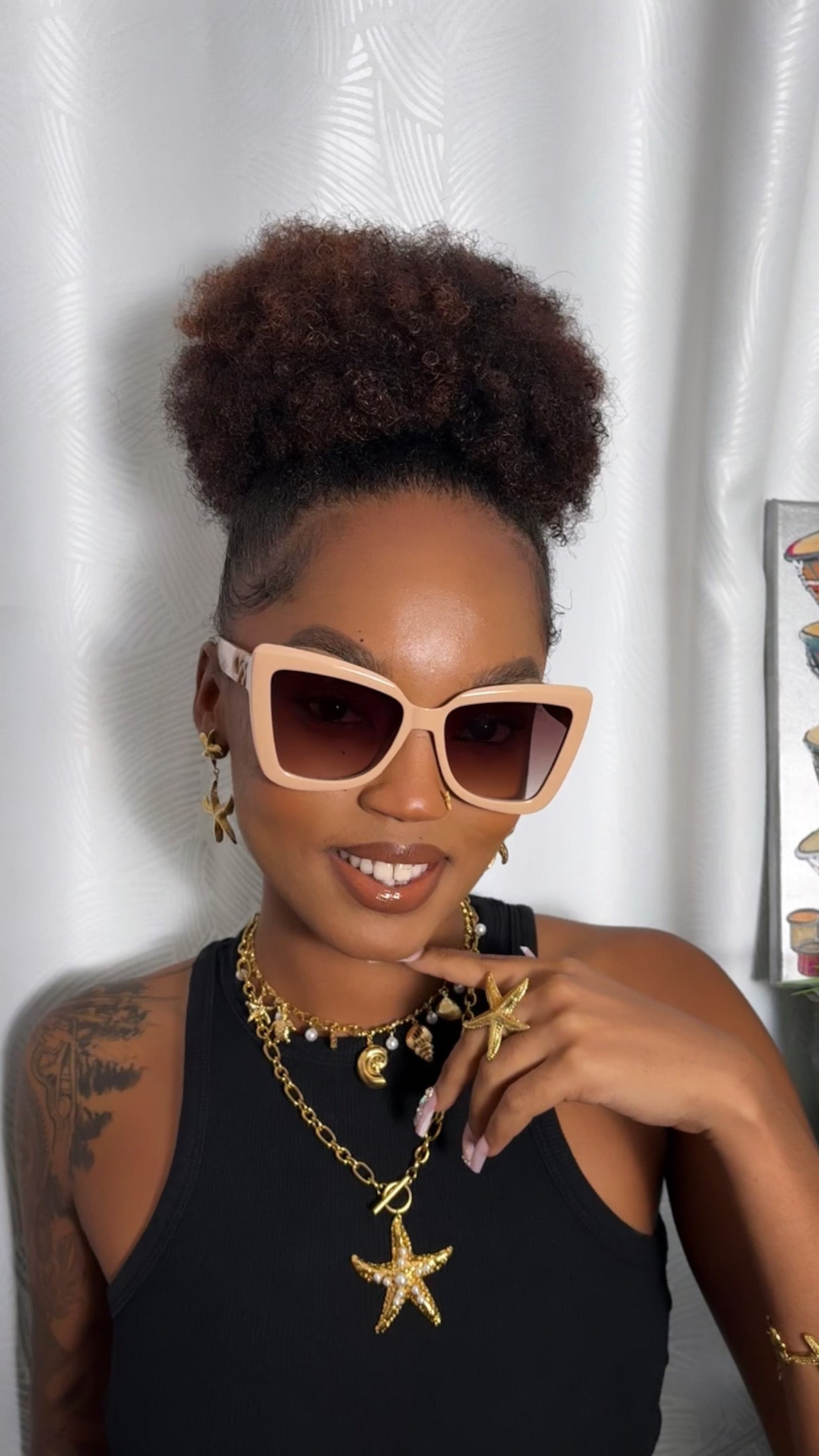 Lunette Sara Nude