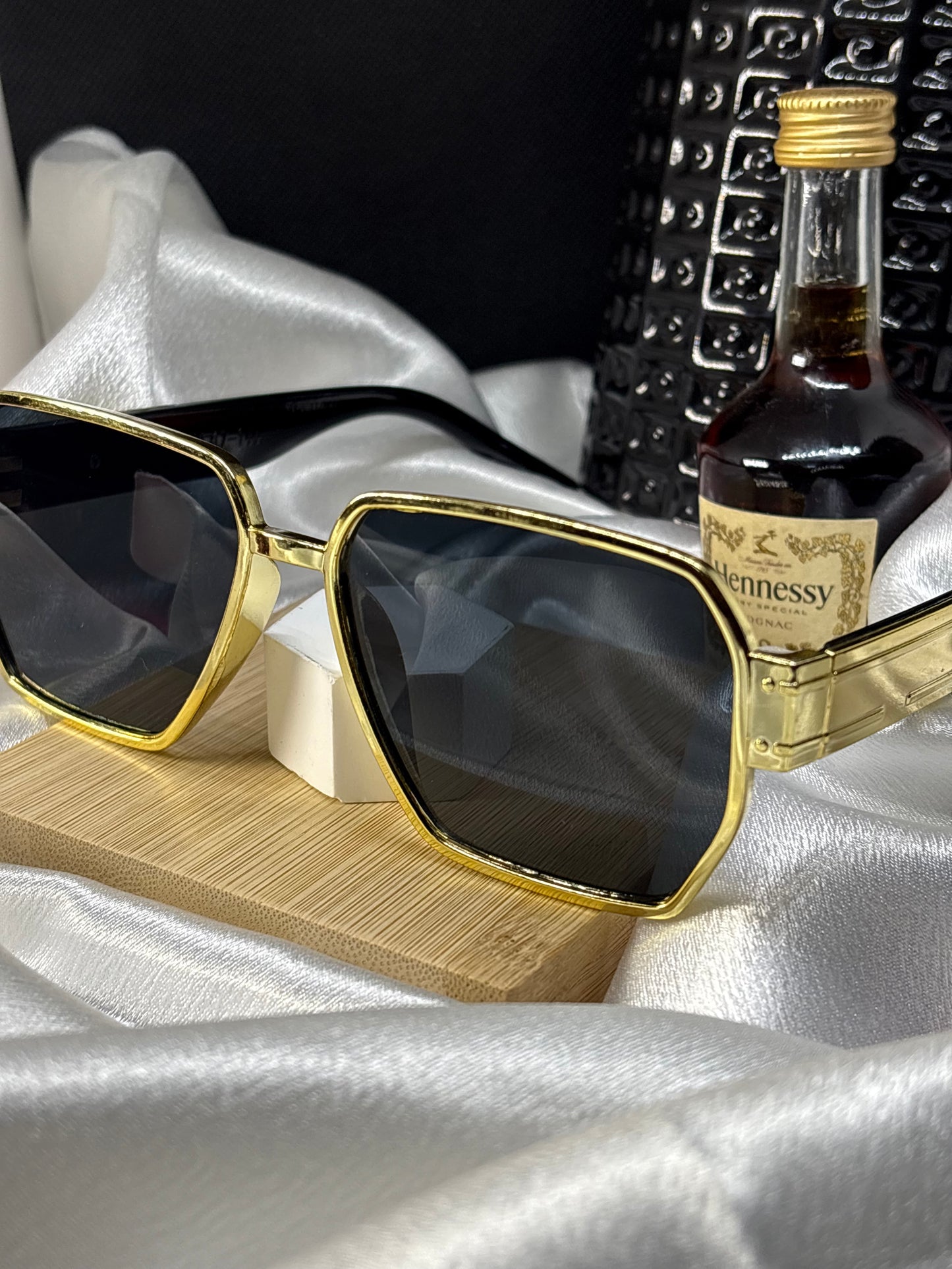 Lunette Clawdio or black